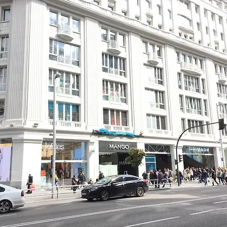 Plaza Luna By Forever Madrid