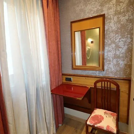 Hispano - Argentino Gran Via 3* Madrid