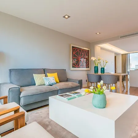 Home Club Gran Via Apartments Madrid
