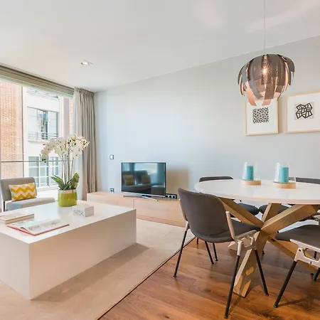 Home Club Gran Via Apartments *