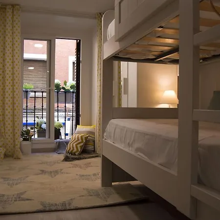 Plaza De Cascorro City Center Apartment