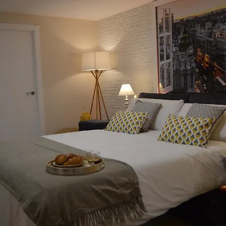 Apartment Plaza De Cascorro City Center