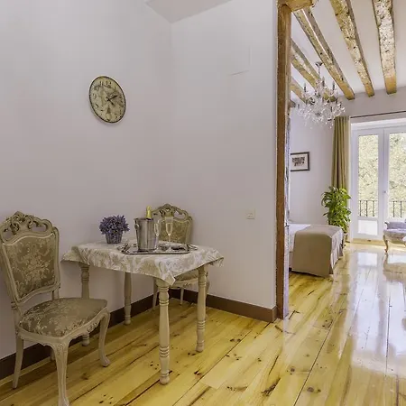 奥连特宫公寓 公寓式酒店