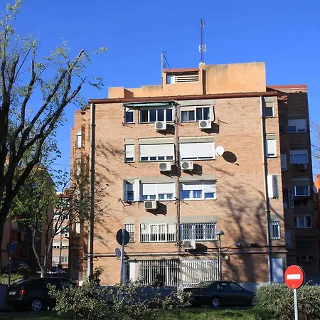 Rent 6 *