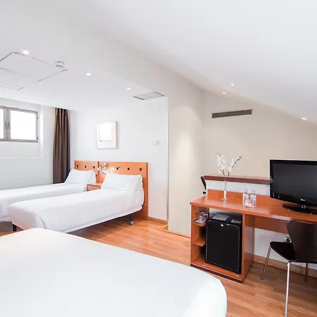 Petit Palace Cliper-gran Via