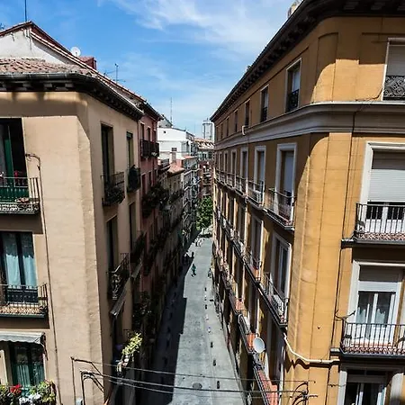 Petit Palace Plaza Mayor Hotel 4*
