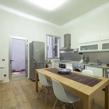 Apartment Apartamento Las Vistillas Madrid