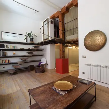 Apartamento Las Vistillas Apartment *
