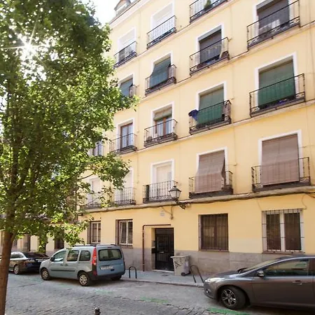 Apartamento Las Vistillas * Madrid