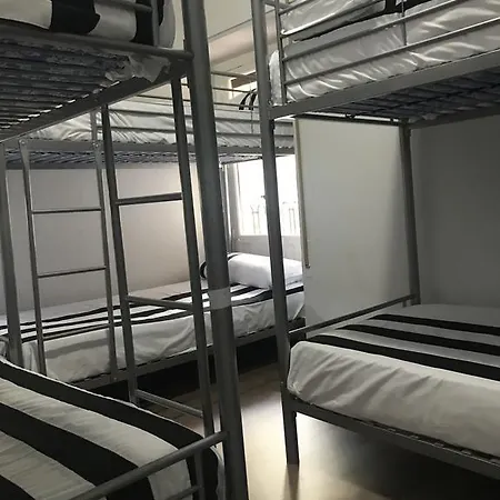 Jmg Hostal *