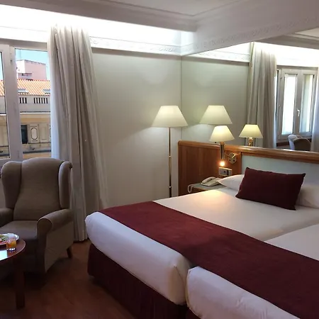 Senator Gran Via 70 Hotel 4*