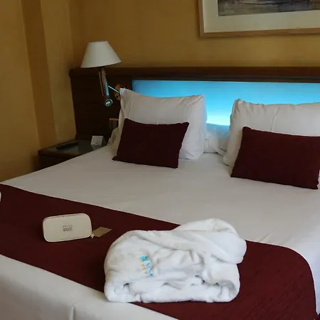 Hotel Senator Gran Via 70