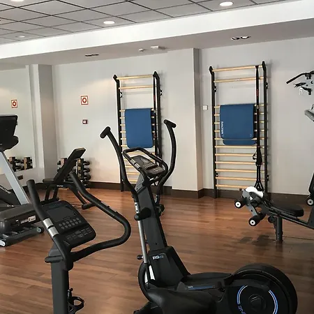Tach Airport Hotel Madri