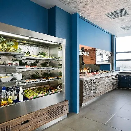 Airport Suites, Affiliated By Melia Aparthotel 2*