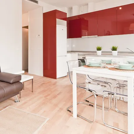 Smartrentals Puerta Del Sol Hotel *