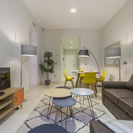 Friendly Echegaray Apartment
