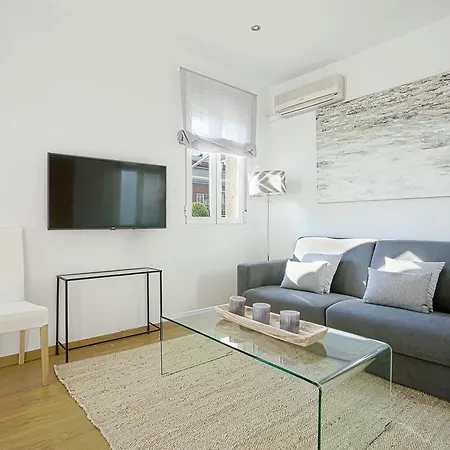 Apartment Genteel Reina Sofia Madrid