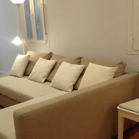 General Oraa 18 Apartment