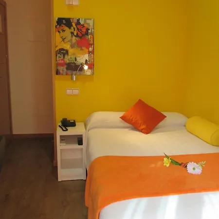 Guest house Madrid City Rooms 2*