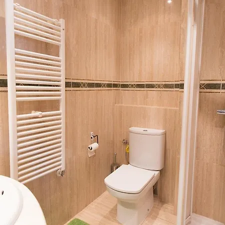 Coqueto Bravo Murillo Apartment