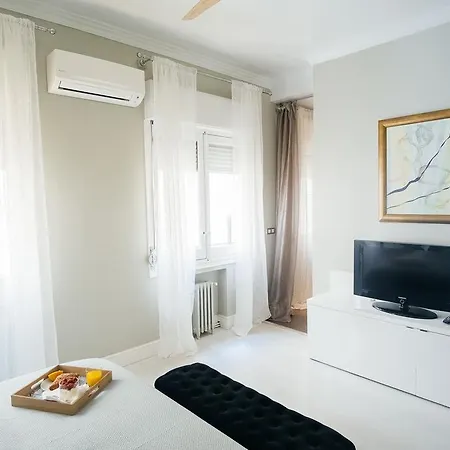 Heima Salamanca District - Retiro Park Apartment *