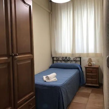 El Pilar Guest house 2*