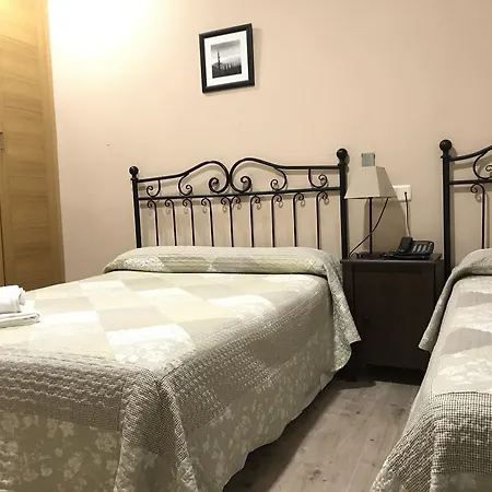 El Pilar 2* Madri