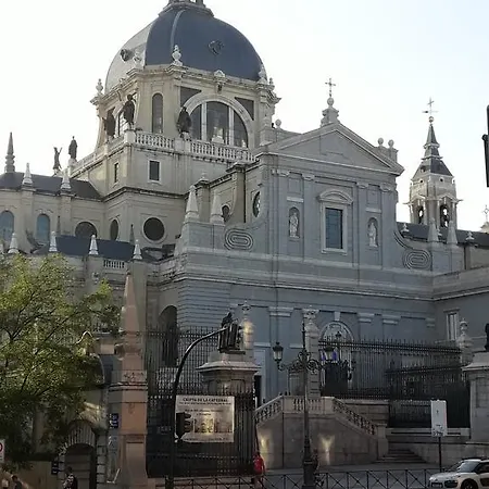 Oh Mayor Square *