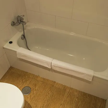 Apartamento Puerta Alcala II *