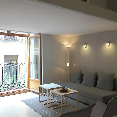 L&h Plaza Santa Ana Appartement