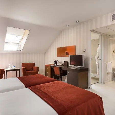 Totem Madrid, A Small Luxury Of The World 4*