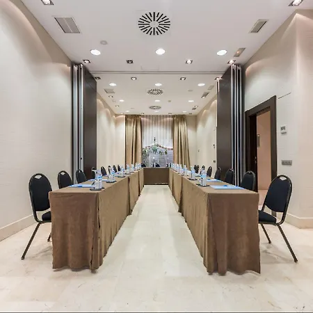 Hotel Mercader 4*