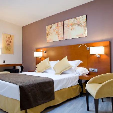 Puerta De Toledo Hotel 3*