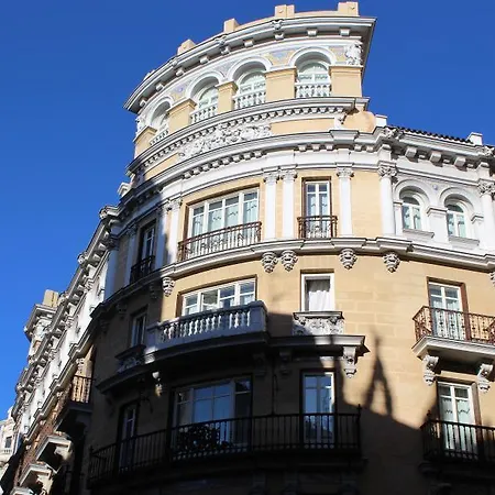 Pensión Casa De Hu\u00e9spedes Lourdes Madrid