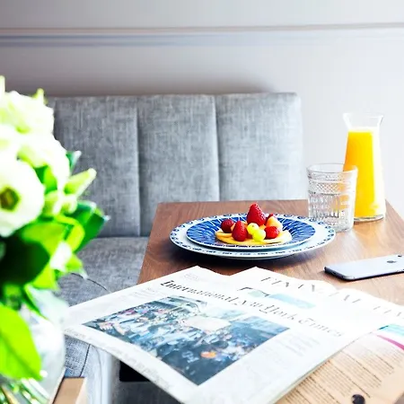 Hotel Totem Madrid, A Small Luxury Of The World 4*