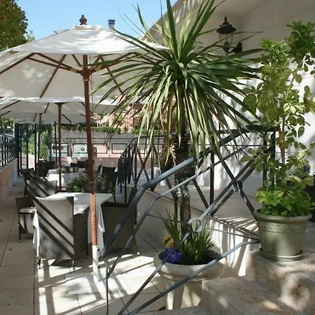 Feria De Hotel 4*