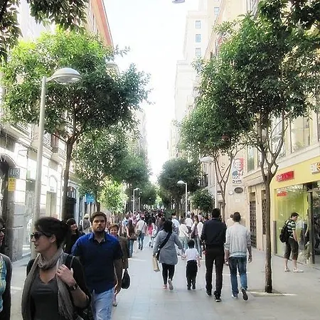 Six Plaza Mayor Pensión 4*