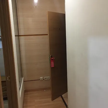 Jqc Guest house Madrid