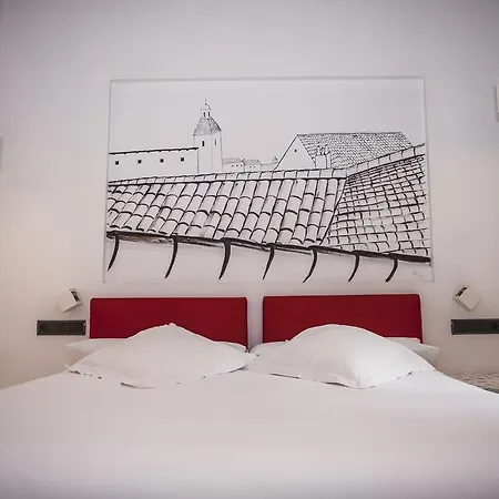 Del Leon De Oro Boutique Hotel 4*