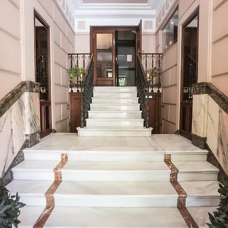 Alterhome Luxury I * Madrid
