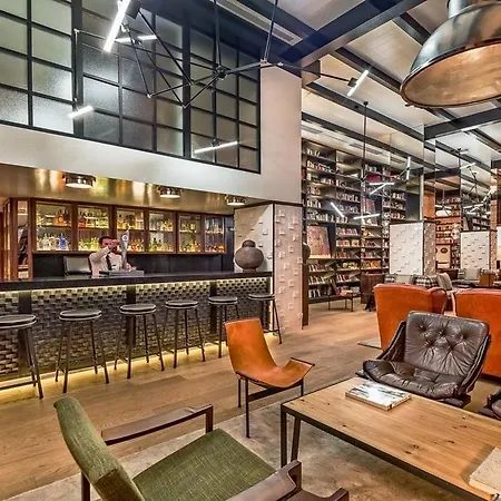 Hotell H10 Tribeca Madrid
