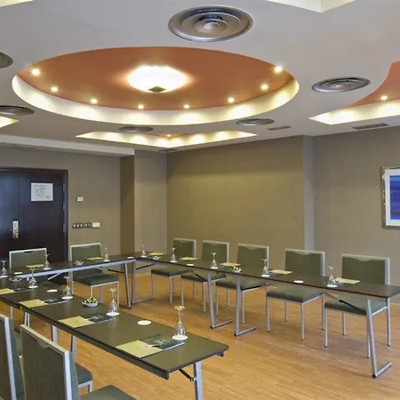 Crisol Vía Castellana Hotel 4*