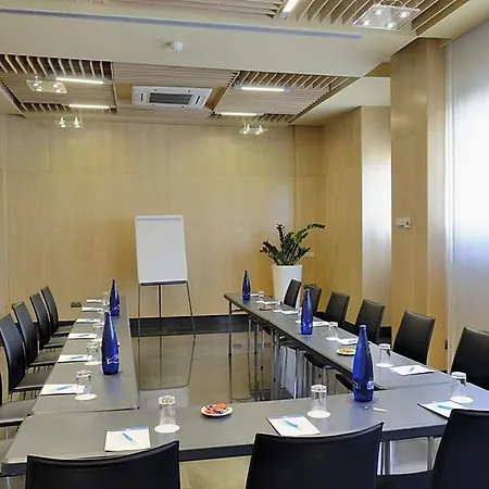 Hotel Izan Avenida De Burgos Madrid