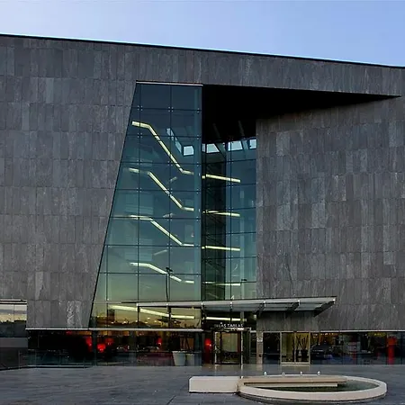 Izan Avenida De Burgos Hotel Madrid
