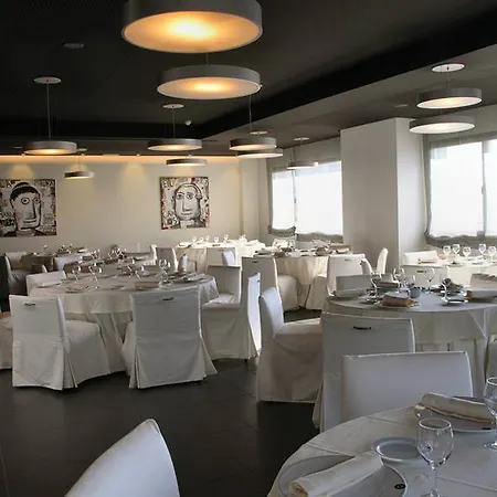 Quo Godoy Hotel