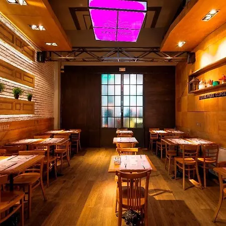 Petit Palace Chueca Ξενοδοχείο 3*