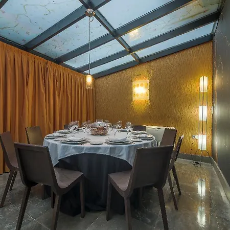 Icon Embassy 4* Madri