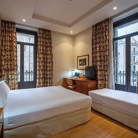 Hotel Petit Palace Preciados 3*