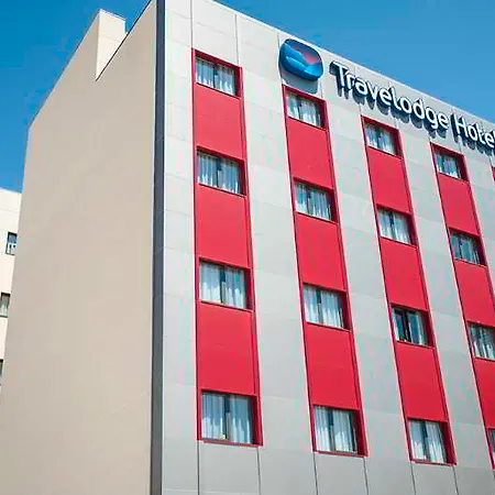 Travelodge Metropolitano Hotel *