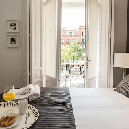 Santa Ana Plaza Appartement Madrid